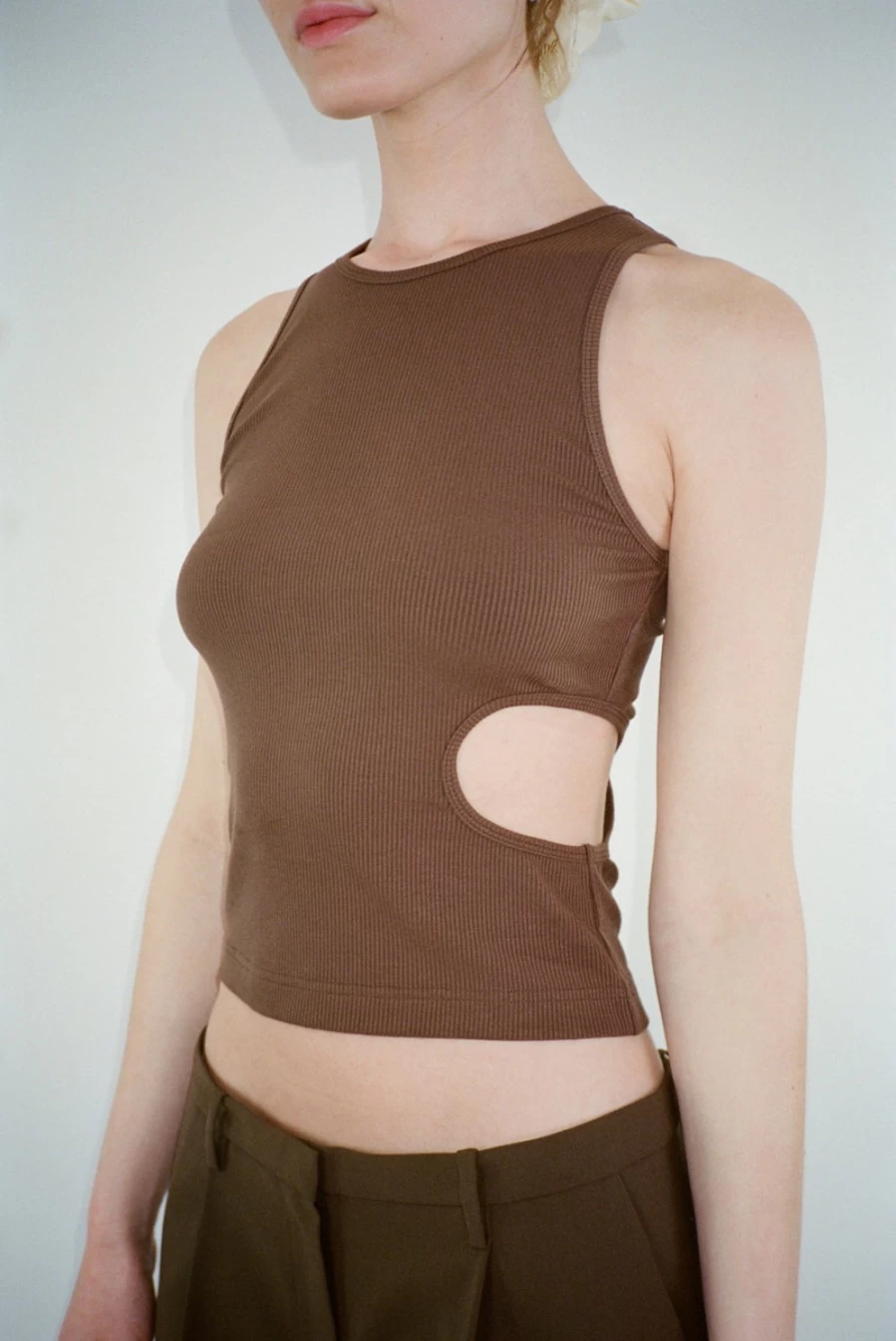 SANDY LIANG Women's Slight Tank Top in Cocoa - Stylish Casual Wear