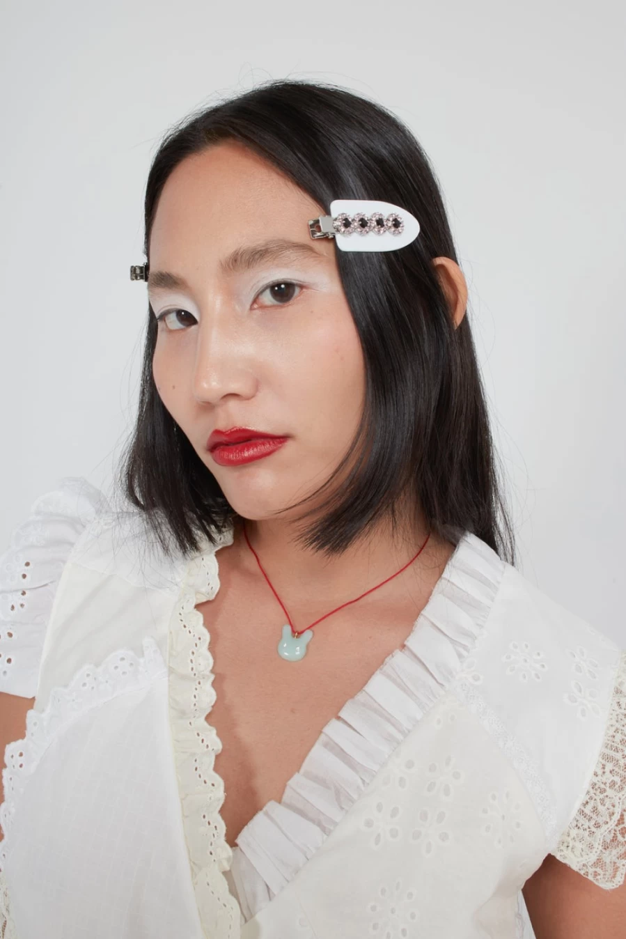 SANDY LIANG Women's Ice White Makeup Clips for Hair – Beauty Face Styling Accessories